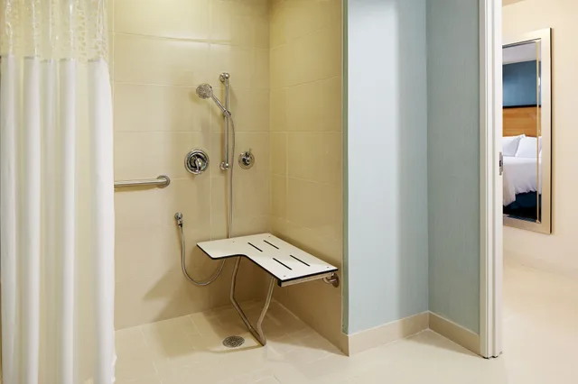 غرفة بسريرين كوين لذوي الإعاقة، Hampton Inn San Diego/Mission Valley 3/6