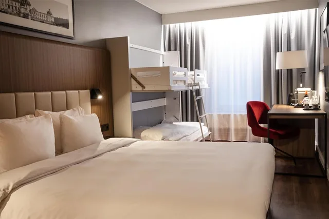 غرفة بريميوم بسرير كينج، Radisson Blu Arlandia 2/4