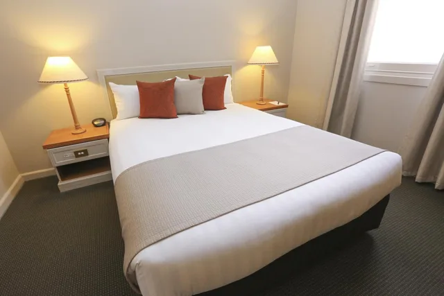 غرفة بسرير كينج وسرير كوين، Quality Hotel Mildura Grand 5/10