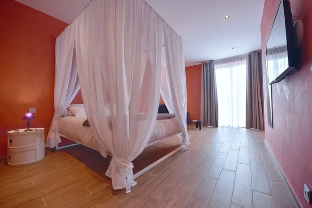 غرفة كومفورت بسرير كوين، Quaint Boutique Hotel Xewkija 5/10
