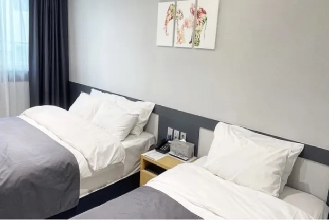 Suite, 1 Double and 1 Single Bed, Ocean View, Sauna، Galaxy Hotel 3/5