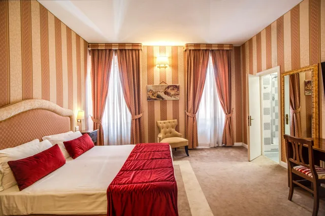 غرفة سوبيريور بسرير مزدوج، Relais Fontana di Trevi 10/10