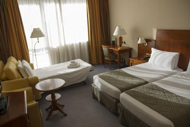غرفة عائلية بسرير مزدوج مع أريكة، Roma Aurelia Antica Hotel 3/6