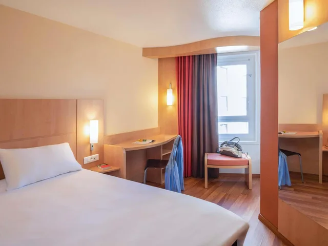 غرفة بسريرين منفصلين، ibis Tours Centre Gare 1/10