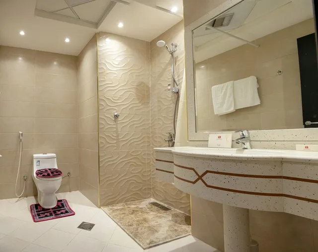 غرفة ديلوكس بسرير مزدوج بإطلالة على المدينة، فندق جازان ان(Jazan Inn Hotel) 7/9