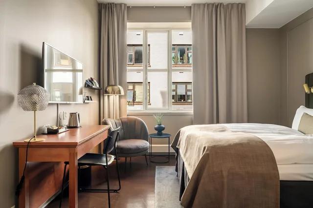 غرفة قياسية بسرير مزدوج، Home Hotel Bryggen 8/10