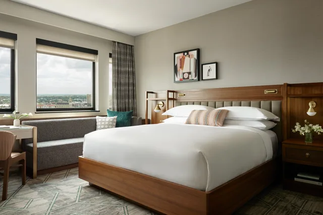 غرفة بريميوم بسرير كينج بإطلالة على النهر، InterContinental San Antonio Riverwalk 3/10