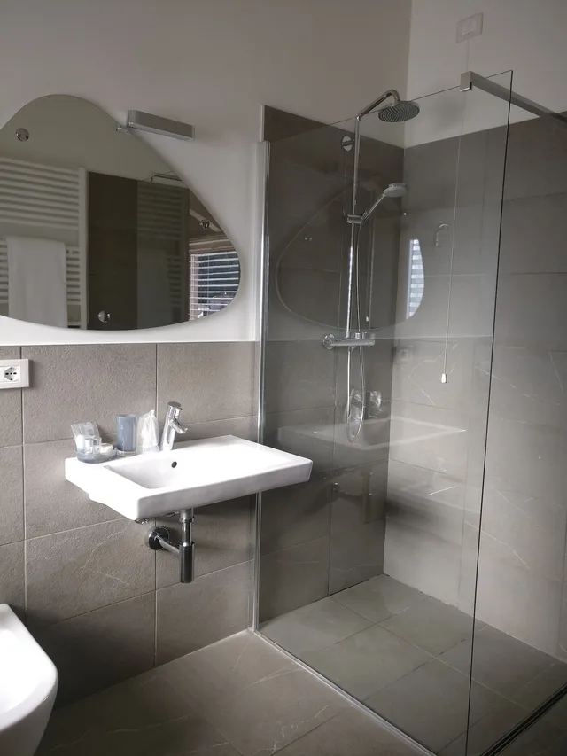 2 Bedrooms, Tower, Standard, Queen Bed, Nuova Opera Rooms 9/10