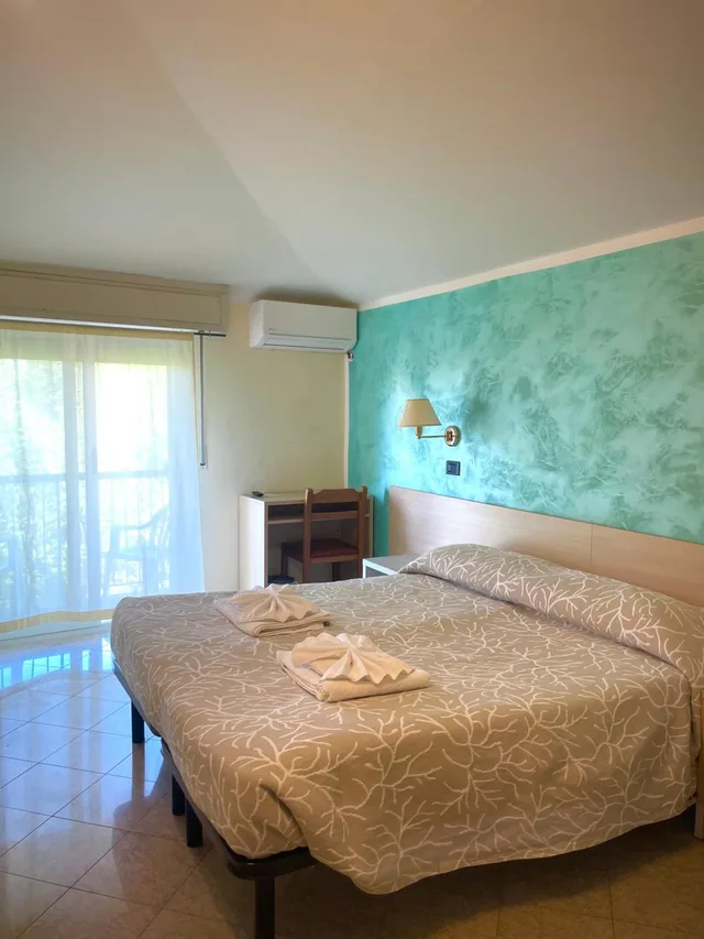 غرفة بسرير مزدوج أو سريرين منفصلين، Hotel Reale 4/10