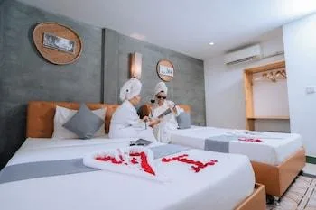غرفة قياسية، Grand Elevation Hotel 2/2