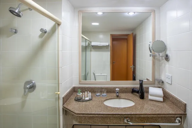 غرفة قياسية بسرير كينج، Brasil 21 Suites Affiliated by Melia 6/7