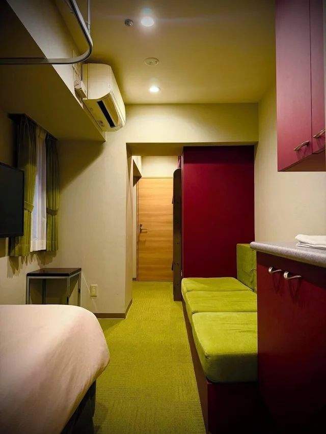 غرفة قياسية ثلاثية بسرير بطابقين وسرير فردي، Hotel Mid In Kawasaki-Ekimae 1/1