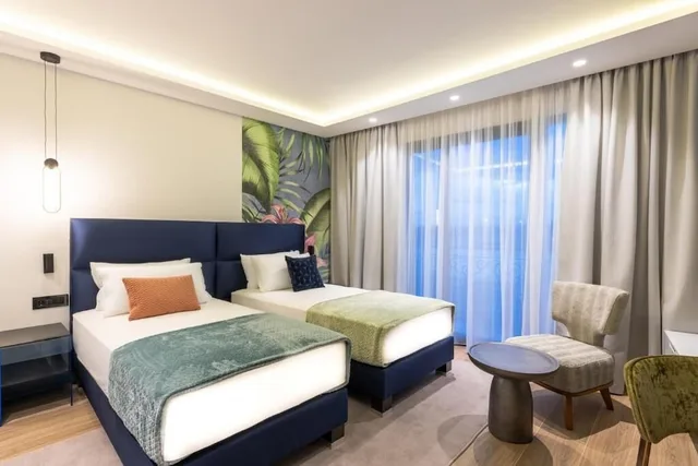 غرفة بسريرين منفصلين بإطلالة على النهر، Calisi Hotel Belgrade 1/5