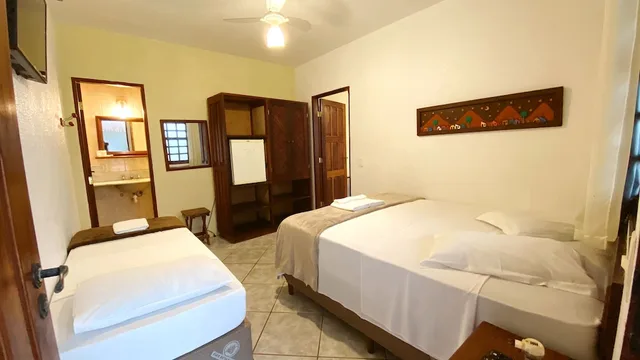 2 Bedrooms, Standard, 1 Double and 4 Single Beds، Brunello Pousada 3/4