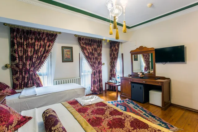 غرفة ثلاثية بسرير مزدوج وسرير فردي، Garden House Istanbul 6/8