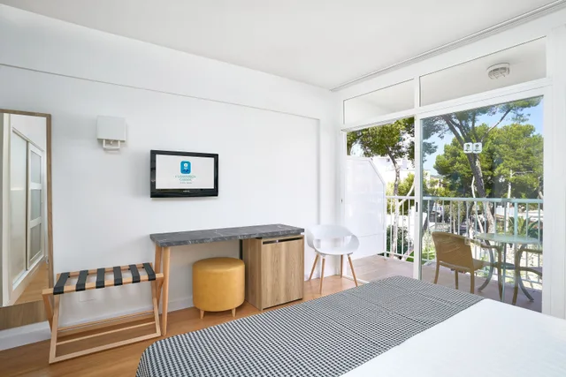 غرفة قياسية بسريرين منفصلين، Flamboyan Caribe Hotel & Spa 3/4