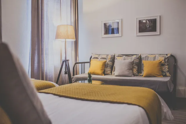 غرفة قياسية ثلاثية بسريرين منفصلين بحمام مشترك، Antique House B&B 2/2