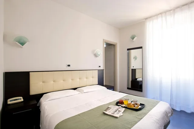 Room, Double or Twin Bed, Hotel Bellavista 2/6