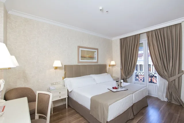 غرفة سوبيريور بسرير مزدوج، Hotel Atlantico Madrid 6/10