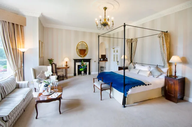 جناح، Taplow House 1/3