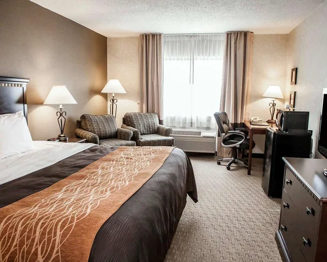 غرفة بسرير كينج، Quality Inn Seekonk-Providence 1/2