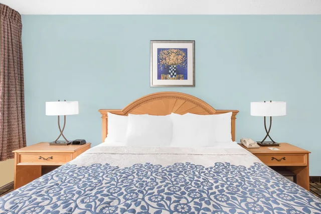 غرفة بسرير كينج لذوي الإعاقة، Days Inn By Wyndham Ruther Glen Kings Dominion Area 7/10
