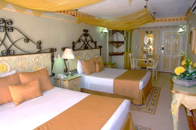 غرفة ثلاثية، Villa Las Margaritas Plaza Cristal Hotel 4/5
