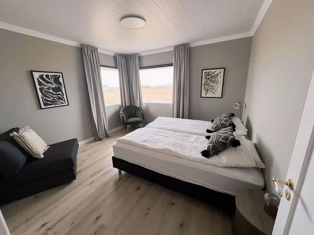 3 Bedrooms, Family, Apartment, Single Bed, Gardur Apartments 2/2