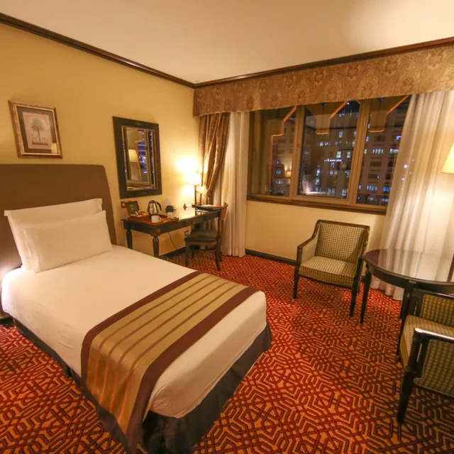 غرفة قياسية بسرير كينج، Dar es Salaam Serena Hotel 1/7