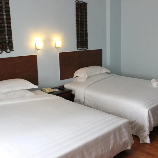Deluxe, Family, Hotel Maluri 3/9