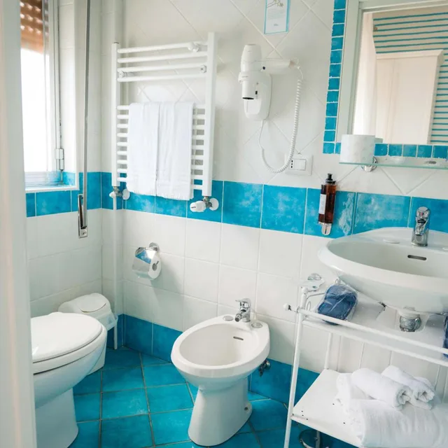 غرفة قياسية بإطلالة على البحر، HOTEL CALANCA 6/10