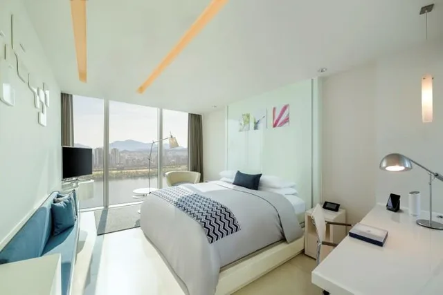 Sky, Deluxe, Double Bed, River View, Bathtub، VISTA WALKERHILL SEOUL 1/1