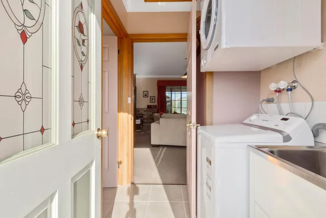 2 Bedrooms, Cottage, Swansea Cottages & Motel Suites 7/10