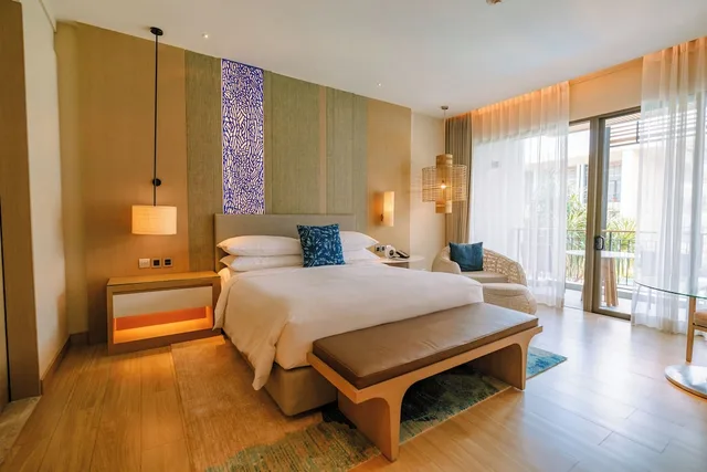 جناح بإطلالة على البحر بشرفة بغرفة نوم واحدة، Renaissance Pattaya Resort Spa 2/10