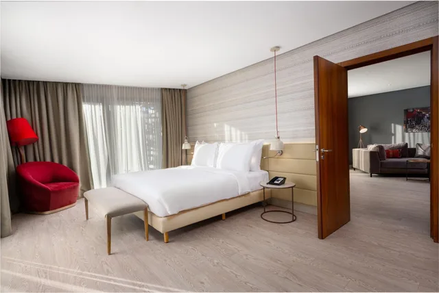 جناح بشرفة، Radisson Blu Hotel Marrakech Carre Eden 4/8