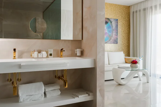 جناح جونيور، The Promenade Luxury Wellness Hotel 6/9