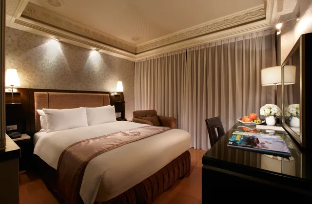 غرفة قياسية بسرير مزدوج، Deja Vu Hotel 2/4