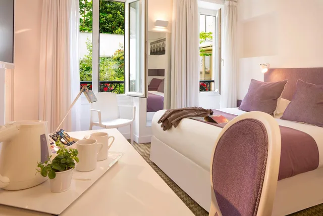 Triple Room, Hotel Mistral 1/3