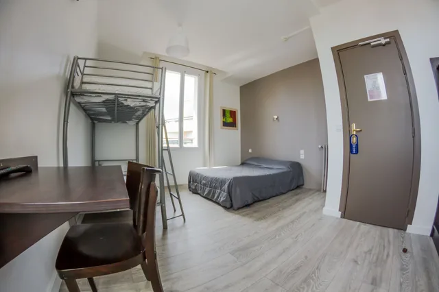 Family, 4 Beds, Hotel Trianon 1/1