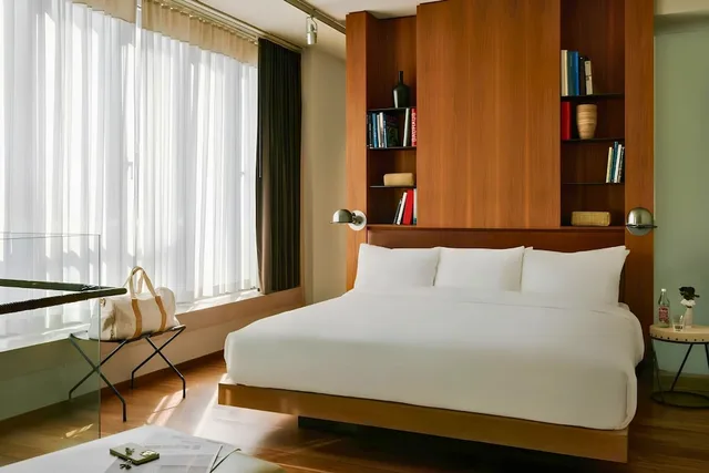 جناح بريميوم بسرير كينج مع أريكة، Chambers Hotel 1/6