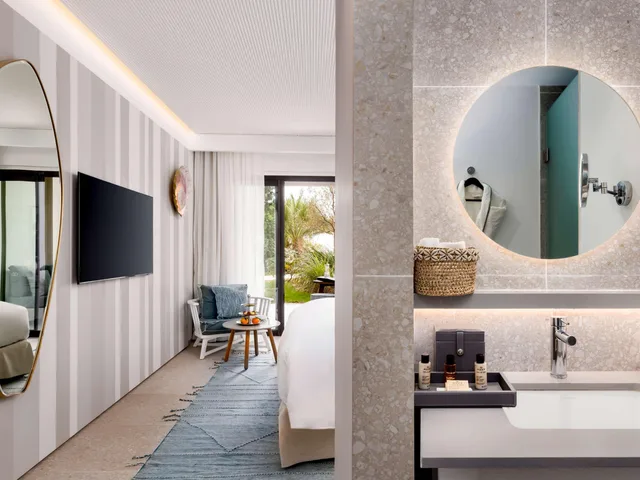 غرفة ديلوكس بسرير مزدوج بإطلالة على الحديقة، SOFITEL AGADIR THALASSA SEA AND SPA 9/10