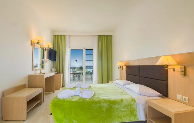 Room, Double or Twin Bed, Halkidiki Palace 4/9