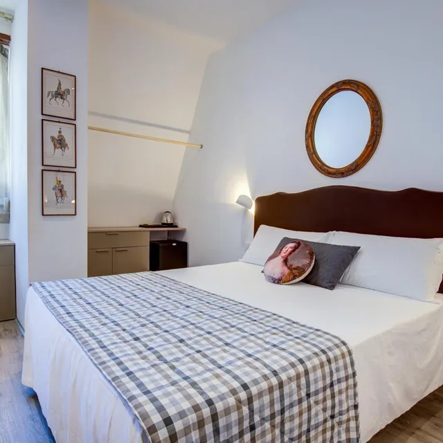 غرفة اقتصادية بسرير مزدوج، Hotel Bernina 4/9