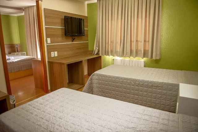 غرفة قياسية ثلاثية بثلاثة أسرّة، Prata Villaggio Hotel 2/3