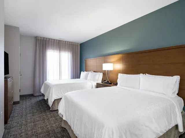 جناح بسريرين كوين بغرفة نوم واحدة لذوي الإعاقة، Staybridge Suites Sioux City Southeast 3/5