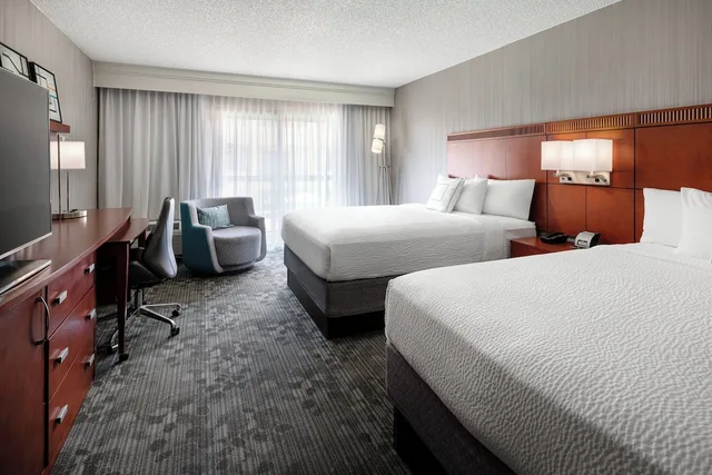 room, 2 double beds, Courtyard by Marriott San Jose Cupertino 1/3