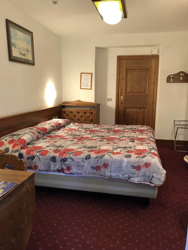 غرفة قياسية بسريرين منفصلين بشرفة، Majoni Hotel 1/9