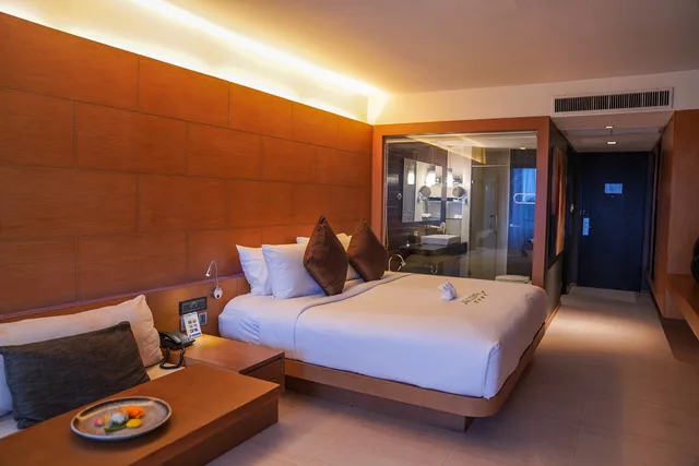 غرفة ديلوكس بسرير مزدوج بإطلالة على البحر، Novotel Phuket Kata Avista Resort And Spa 5/7