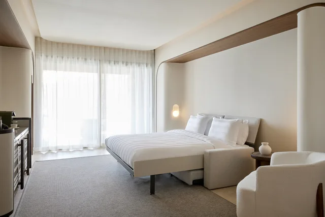 Suite 1 Bedroom The Collection Premium Sea View، Daios Cove 4/6