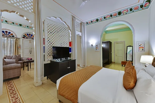 جناح بسرير كينج، Ramgarh Heritage A Luxury Boutique Resort 5/9